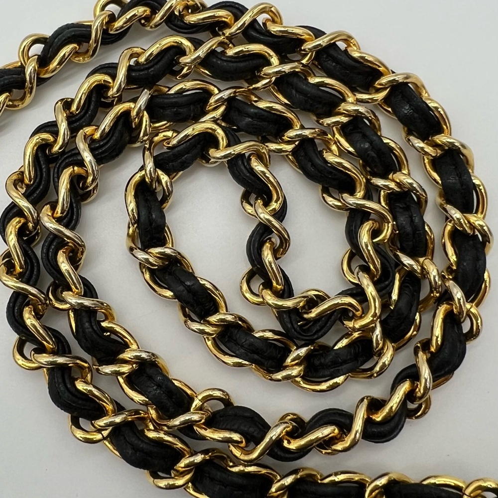 ❌SOLD❌Authentic Chanel vintage Lizard skin flap chain bag - Picture 17 of 17